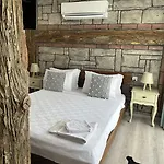 Pupa Alacati Butik *
