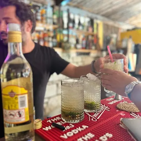 Pupa Alacati Butik فندق