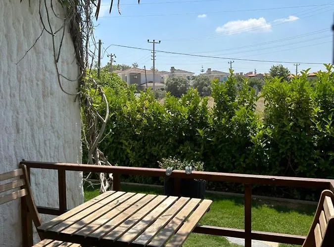 Pupa Alacati Butik *